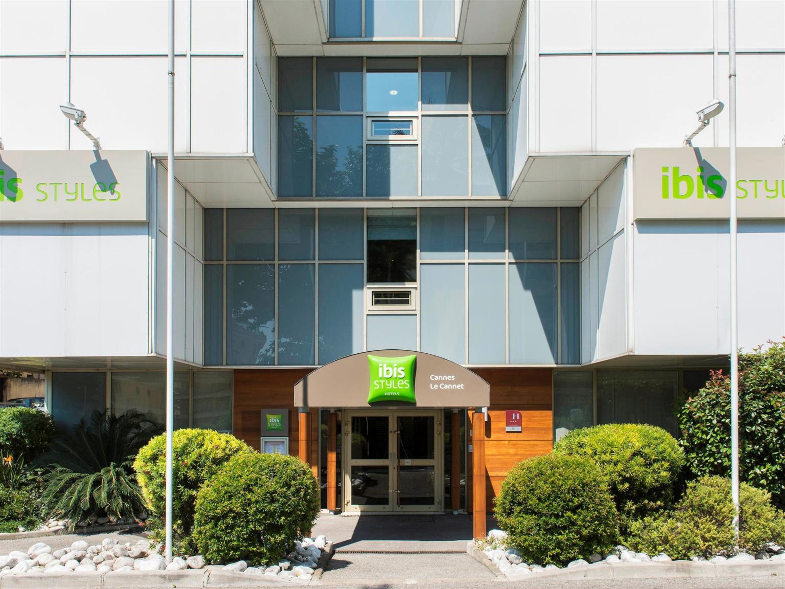Ibis Styles Cannes Le Cannet Exteriör bild